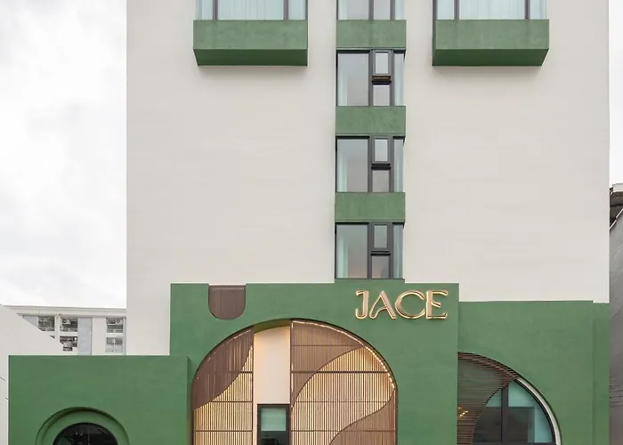 Jace Ratchada Banguecoque